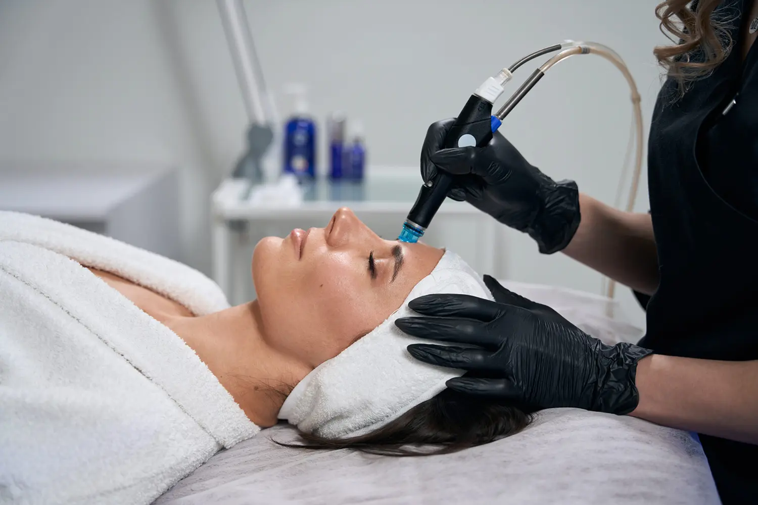 HydraFacial & Chemical Peels